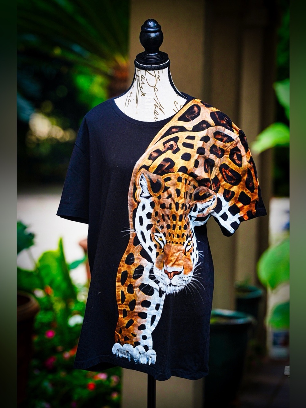 Sindashi Jaguar Graphic T-Shirt